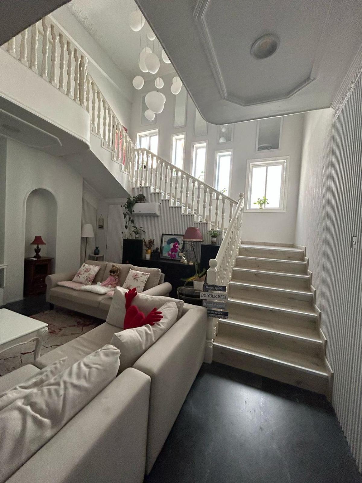 Cozy And Vibrant In Al Wasl #5 * Dubai